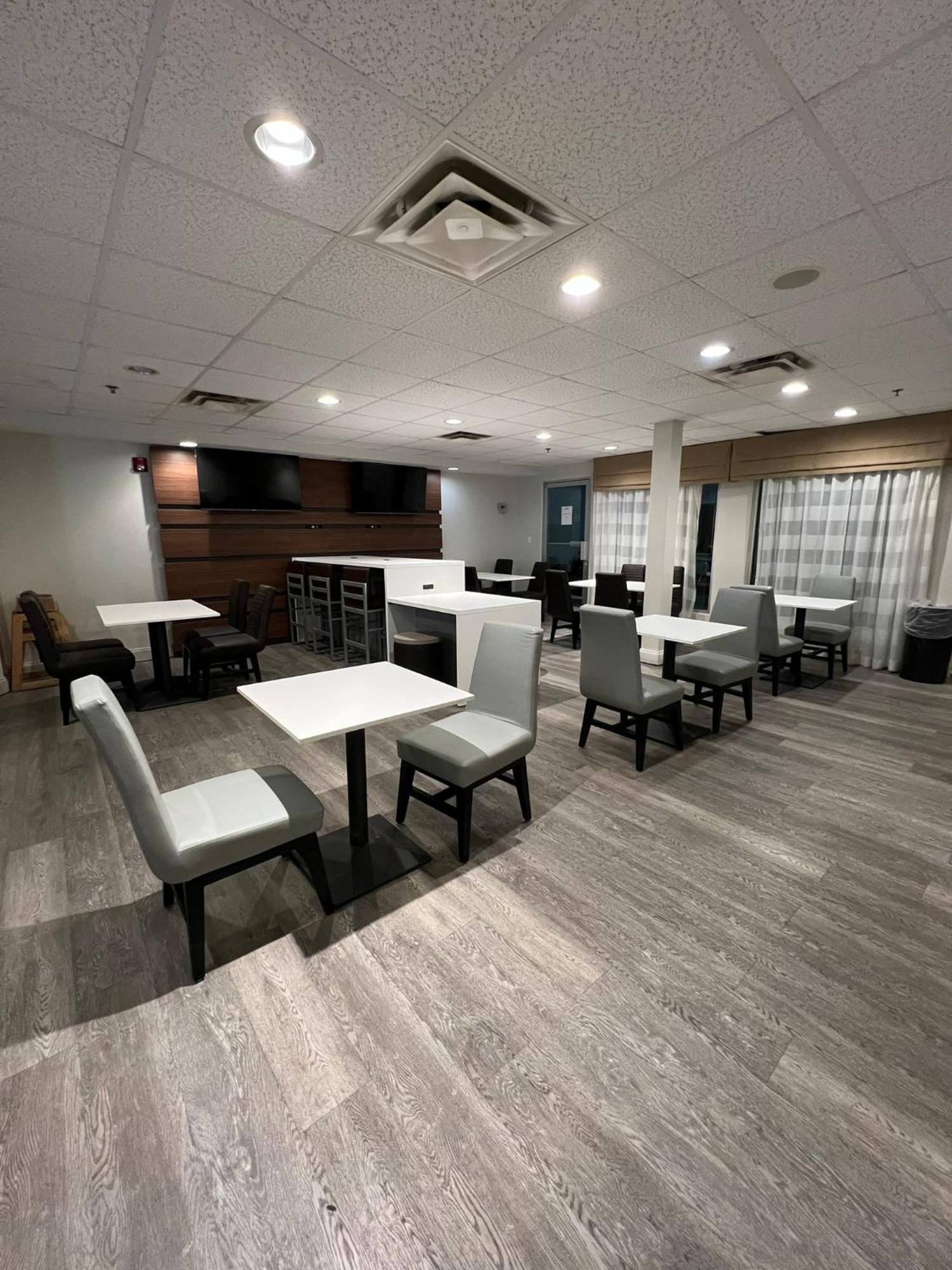 Wingate By Wyndham Dublin Near Claytor Lake State Park Zewnętrze zdjęcie