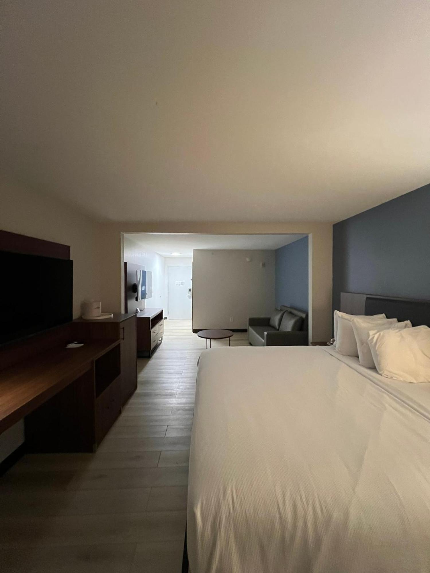 Wingate By Wyndham Dublin Near Claytor Lake State Park Zewnętrze zdjęcie